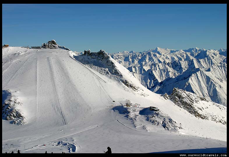 Hintertux glacier ski